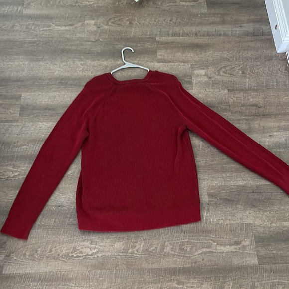 Express red sweater - Picture 2 of 2